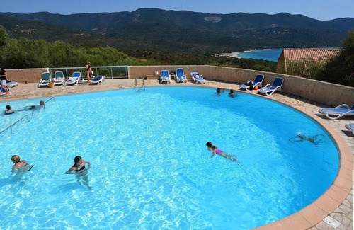 Serra-di-Ferro House | Apartment in Serra-di-Ferro with Bay Views