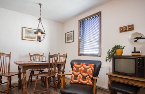 Siedlinghausen Apartment | Apartment in small complex with all amenities and swimmingpool around the corner: