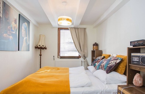 Siedlinghausen Apartment | Apartment in small complex with all amenities and swimmingpool around the corner: