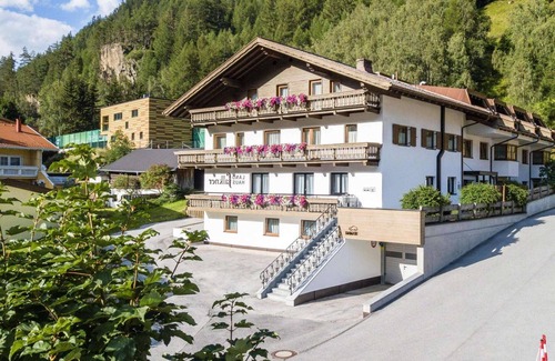 Soelden Apartment | Apartment in Sölden with a ski storage