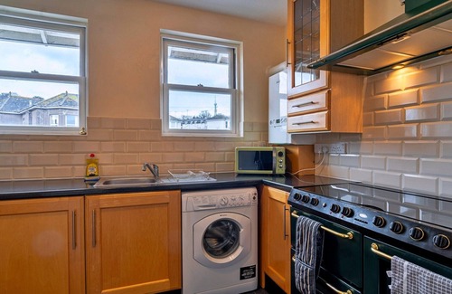 Teignmouth Apartment | Apartment in Teignmouth near River Beach