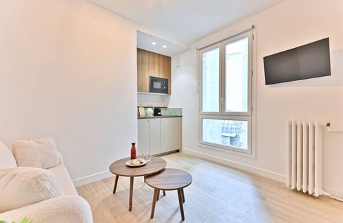 Quartier du Faubourg-Montmartre Apartment | Apartment in the center of Paris - Musée Grévin