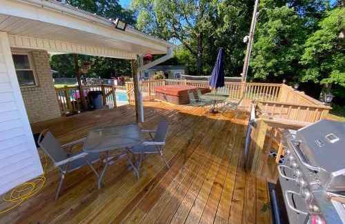 Etowah Apartment | Apartment in the Country