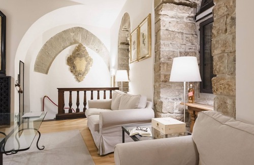 Oltrarno Apartment | APARTMENT IN THE MEDIEVAL TOWER IN BORGO SAN JACOPO-MADDALENA