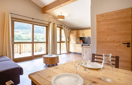 Les Boisses Apartment | Apartment in Tignes with Ski-In/Ski-Out Access