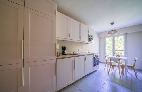 Tours Apartment | Apartment in Tours city center Jaurès + carking for 4 p.n