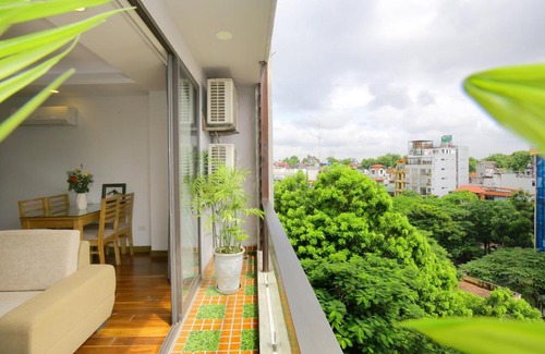 Truc Bach Apartment | Apartment in Truc Bach, Thanh Nien street near Old Quarter