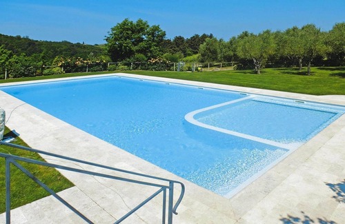 Gambassi Terme House | Apartment in Tuscany with Pool & Golf Access
