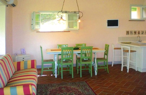 Gambassi Terme House | Apartment in Tuscany with Pool & Golf Access