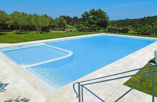 Gambassi Terme House | Apartment in Tuscany with Pool & Golf Access