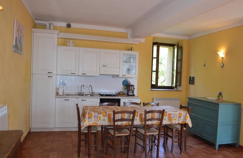 Asciano Other | Apartment in Tuscany with Pool and Garden