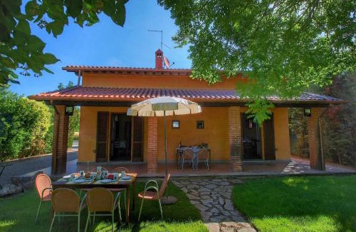Ferretto House | Apartment in Tuscany near Lake Trasimeno