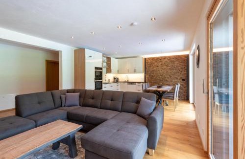 Oberhausen House | Apartment in Tyrol near Stubai Glacier, cleaning included