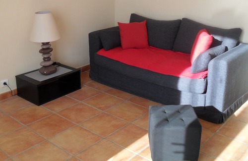 Le Bar-sur-Loup Villa | Apartment in villa facing south, for 5 people 1 baby cot