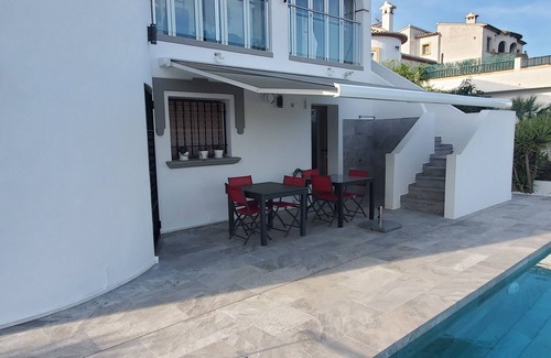 Pego Apartment | Apartment in Villa between sea and mountains - For Family