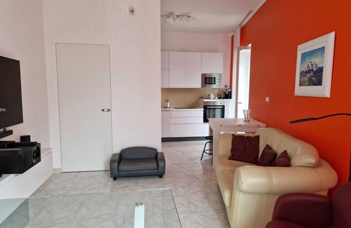 Giovinazzo Apartment | Apartment interior3
