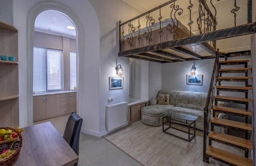 Avlabari Apartment | Apartment is located in the historical part of Tbilisi close to Metro "Avlabari”