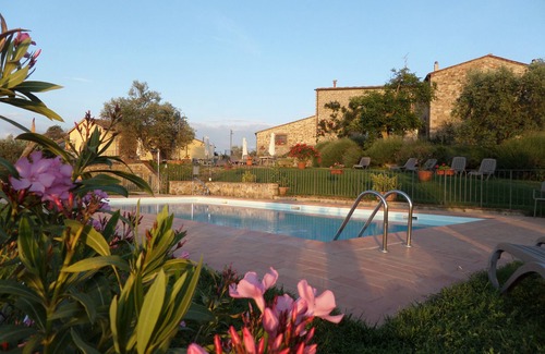 Sicelle Apartment | Apartment 6/7 guests, in Chianti, between Firenze, Siena, S.Gimignano
