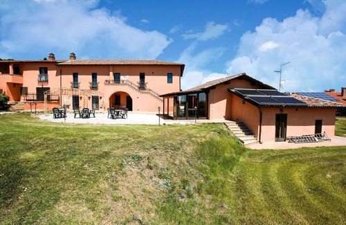Ferretto House | Apartment in Castiglione near Lake Trasimeno
