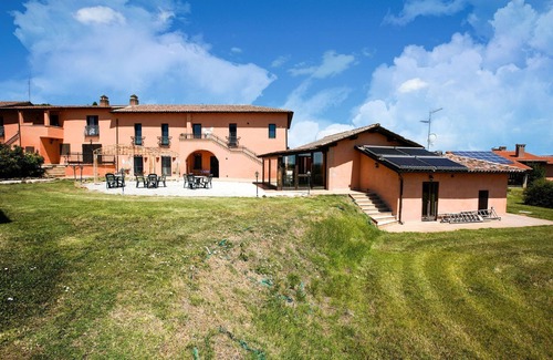 Ferretto House | Apartment in Castiglione near Lake Trasimeno