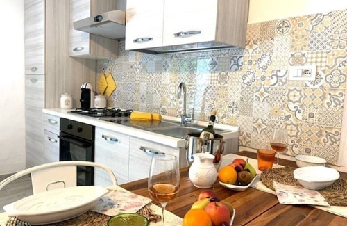Porto Istana Apartment | Apartment
