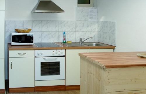 St. Valentin auf der Haide Apartment | Apartment Haupthaus Schönblick - SVH118 by Interhome