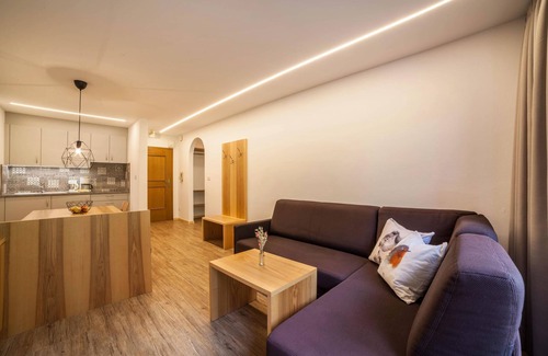 San Martino in Passiria Apartment | Apartment 'Riederhof Arthur 2' with Mountain View, Pool, Sauna, Wi-Fi & Balcony