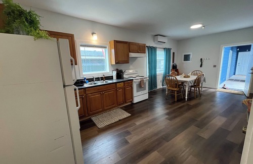 Sitka Apartment | Apartment J: Jamestown Bay -Car Rental Option