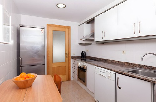 Grao de Gandia Apartment | Apartment 'Jardines De Playa Gandia' with Shared Pool, Wi-Fi and Air Conditioning