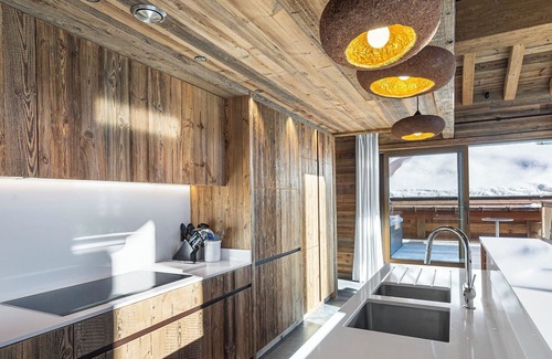 Meribel Village Villa | Apartment Kenotte - Six Bedroom Villa, Sleeps 14