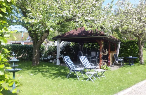 Ellenberg Apartment | Apartment 'Klausi' in a quiet location on the edge of the forest near Schlei and Baltic Sea
