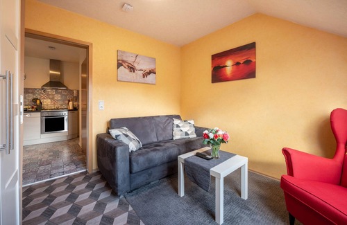 Horst Apartment | Apartment 'Krobjinski' with Shared Pool, Private Terrace and Wi-Fi
