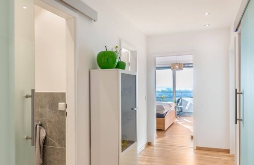 Uhldingen-Muehlhofen Apartment | Apartment Lake Constance panorama, 90 square meters, 2 bedrooms, max. 4 people