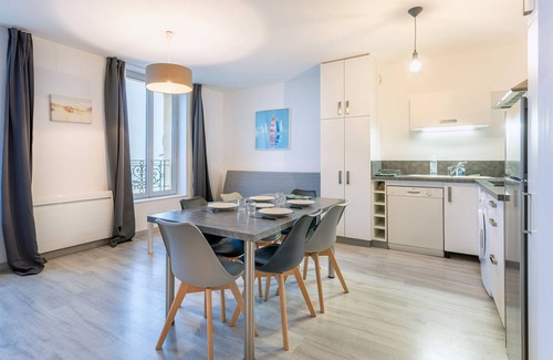 Bourgenay Apartment | Apartment 'L'herbaudière Appartement Face Mer' with Sea View, Shared Pool and Wi-Fi
