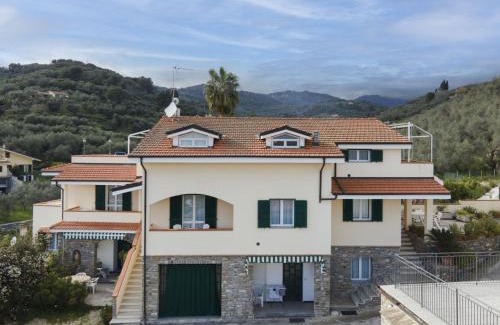 Diano Castello Apartment | Apartment La Moderna G by Interhome