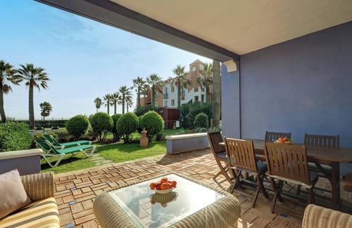 Bahia de Casares Apartment | Apartment La Perla de Marrakech 12 with Sea View and Wi-Fi