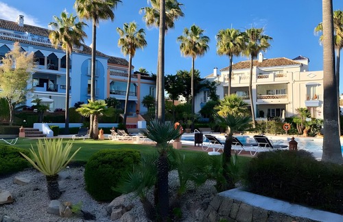 Bahia de Casares Apartment | Apartment 'La Perla De La Bahía, Espectacular' with Sea View, Wi-Fi and Air Conditioning