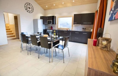 Montriond Apartment | Apartment la Ranche, Montriond. 3 bedrooms, sleeps 7 people