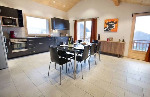 Montriond Apartment | Apartment la Ranche, Montriond. 3 bedrooms, sleeps 7 people