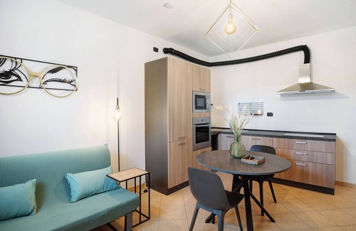 San Bartolomeo Apartment | Apartment 'La Renée' with Sea View, Shared Pool and Air Conditioning