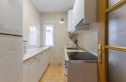 Piedralaves Apartment | Apartment 'La Serradilla' with Mountain Views, Private Terrace and Air Conditioning.