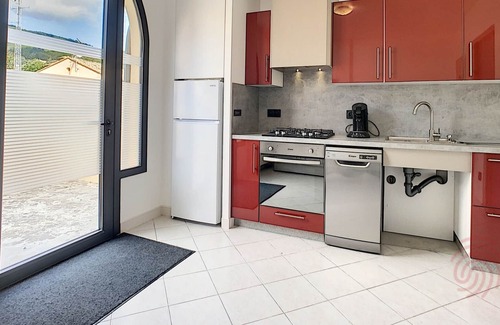 Lamalou-les-Bains Apartment | Apartment Lamalou-les-Bains, 1 bedroom, 2 people
