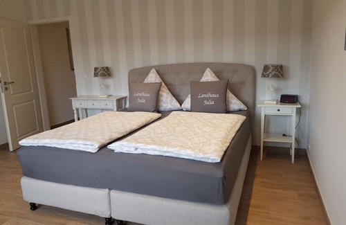 Kobern-Gondorf Bed & Breakfast | Apartment - Landhaus Julia