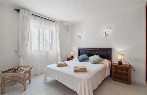 Cumbre del Sol Apartment | Apartment Las Brisas by Interhome