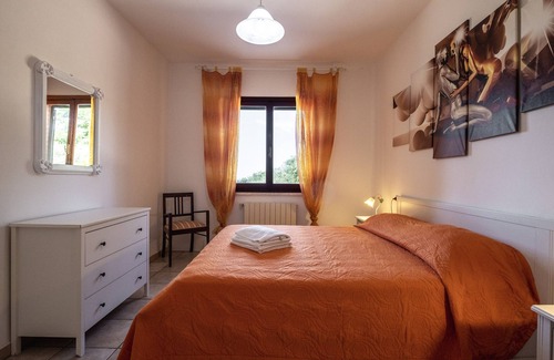 Poggio Murella Apartment | Apartment "Le Case di Titti 2" with Shared Garden & Wi-Fi