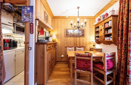 Val-d'Isere Apartment | Apartment 'Le Châtelard' with Mountain View, Private Terrace and Wi-Fi