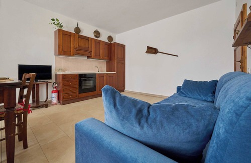 Gavorrano Apartment | Apartment 'Le Sugherine - Pala' with Shared Pool, Wi-Fi and Air Conditioning