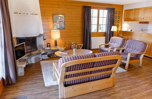 Villars-sur-Ollon Apartment | Apartment Le Miclivier B1 by Interhome