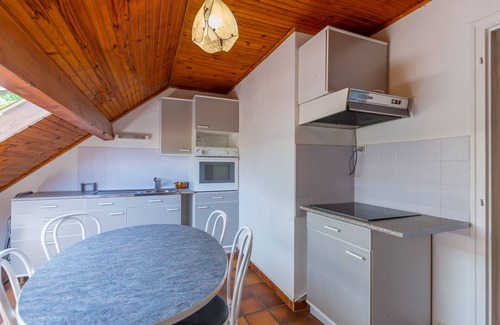 Trevignin Apartment | Apartment "le Revard", part of the chalet "Le Pré Charville" with mountain view and Wi-Fi