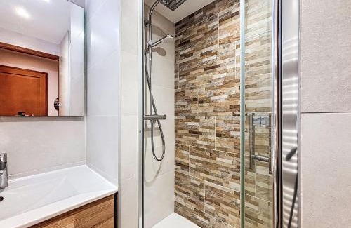 Lanslevillard Apartment | Apartment Les Balcons de Val Cenis le Haut by Interhome